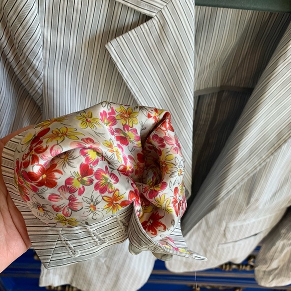 CAbi White Black Striped Jacket Blazer Size 8 - Picture 3 of 4